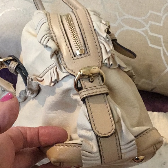 Authentic Gucci Lamb Skin Nude Leather Ruffel Sabrina Satchel-189848002058 - Picture 4 of 16